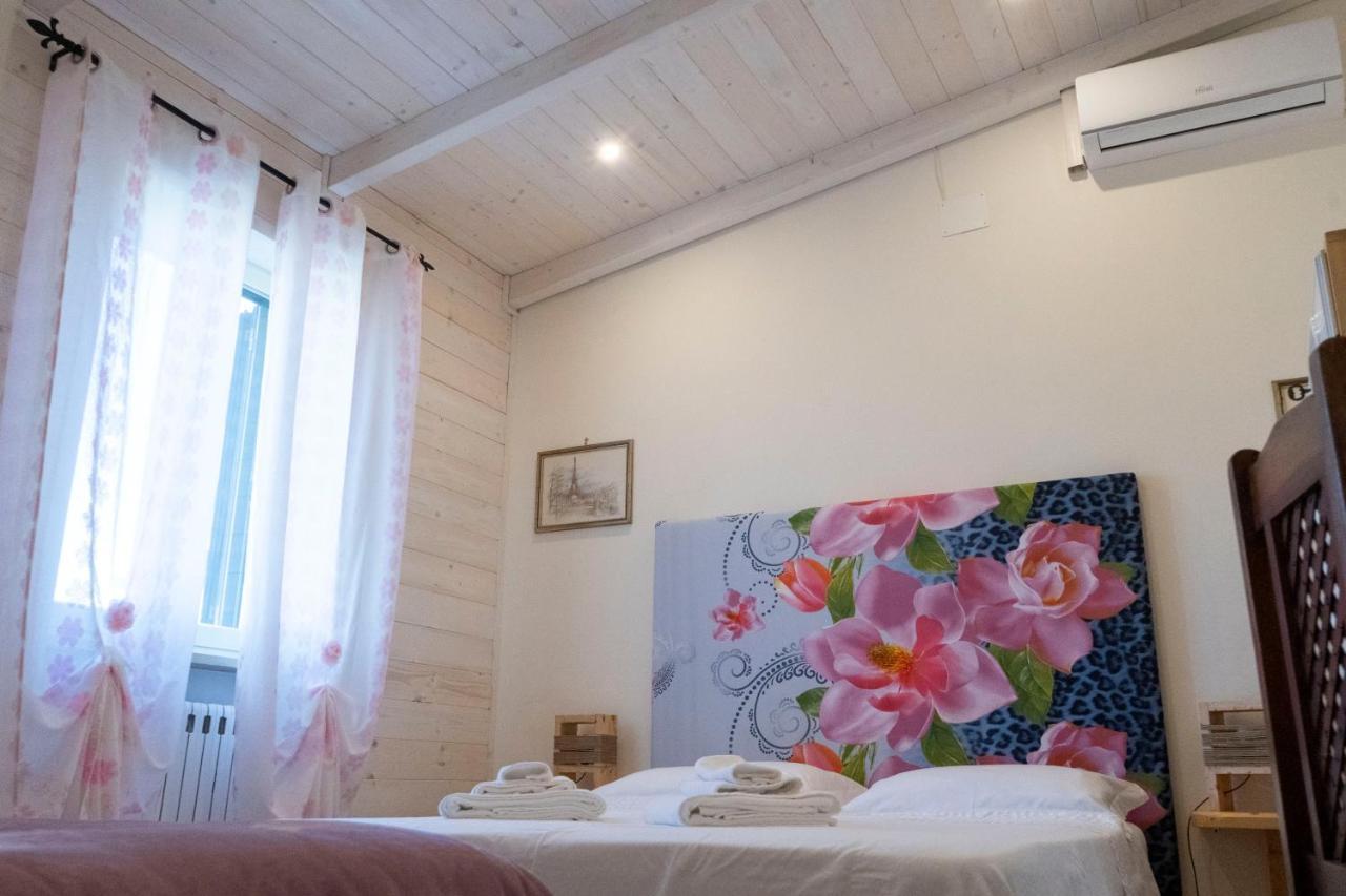 Villa Lina Bed&Breakfast ตารันโต ภายนอก รูปภาพ