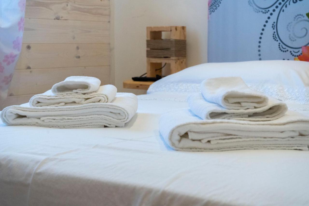 Villa Lina Bed&Breakfast ตารันโต ภายนอก รูปภาพ