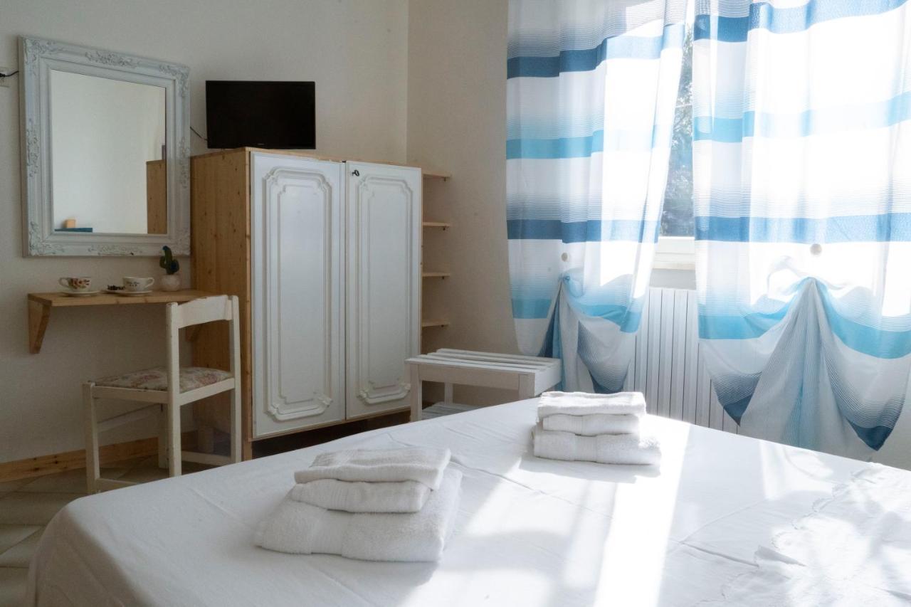 Villa Lina Bed&Breakfast ตารันโต ภายนอก รูปภาพ