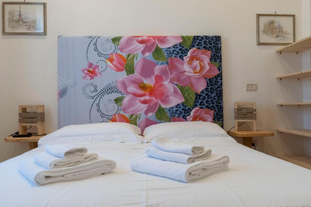 Villa Lina Bed&Breakfast ตารันโต ภายนอก รูปภาพ