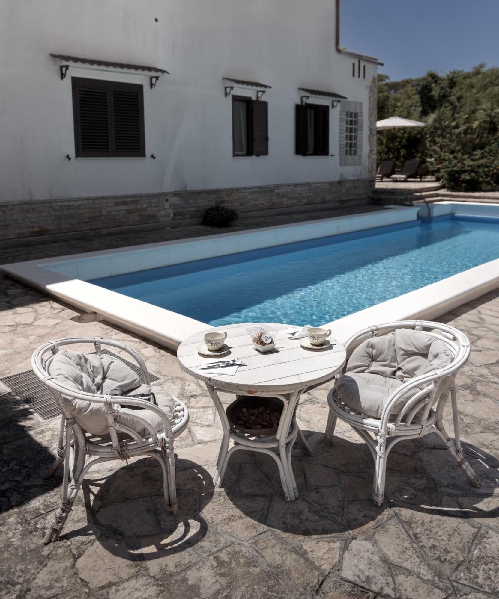 Villa Lina Bed&Breakfast ตารันโต ภายนอก รูปภาพ