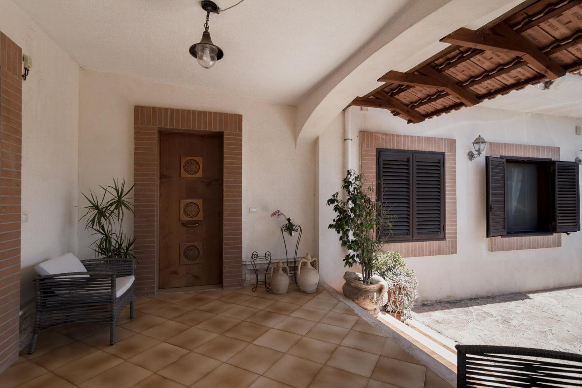 Villa Lina Bed&Breakfast ตารันโต ภายนอก รูปภาพ